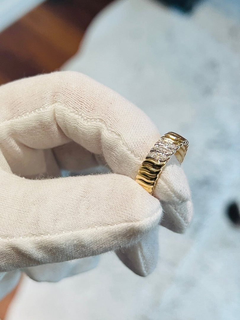 Fluted Gold Ring With Pave Diamonds - Melody Lee Jewelry