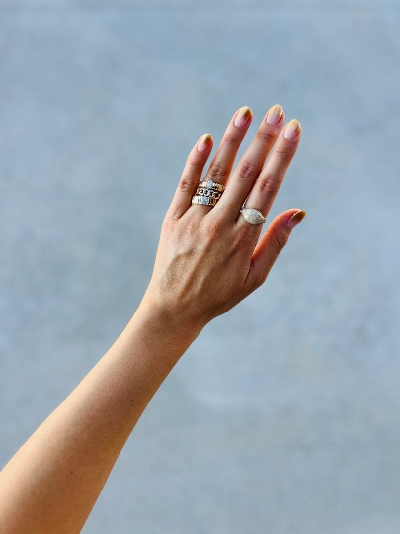 Vintage Vibes Fluted Gold And Diamond Ring - Melody Lee Jewelry